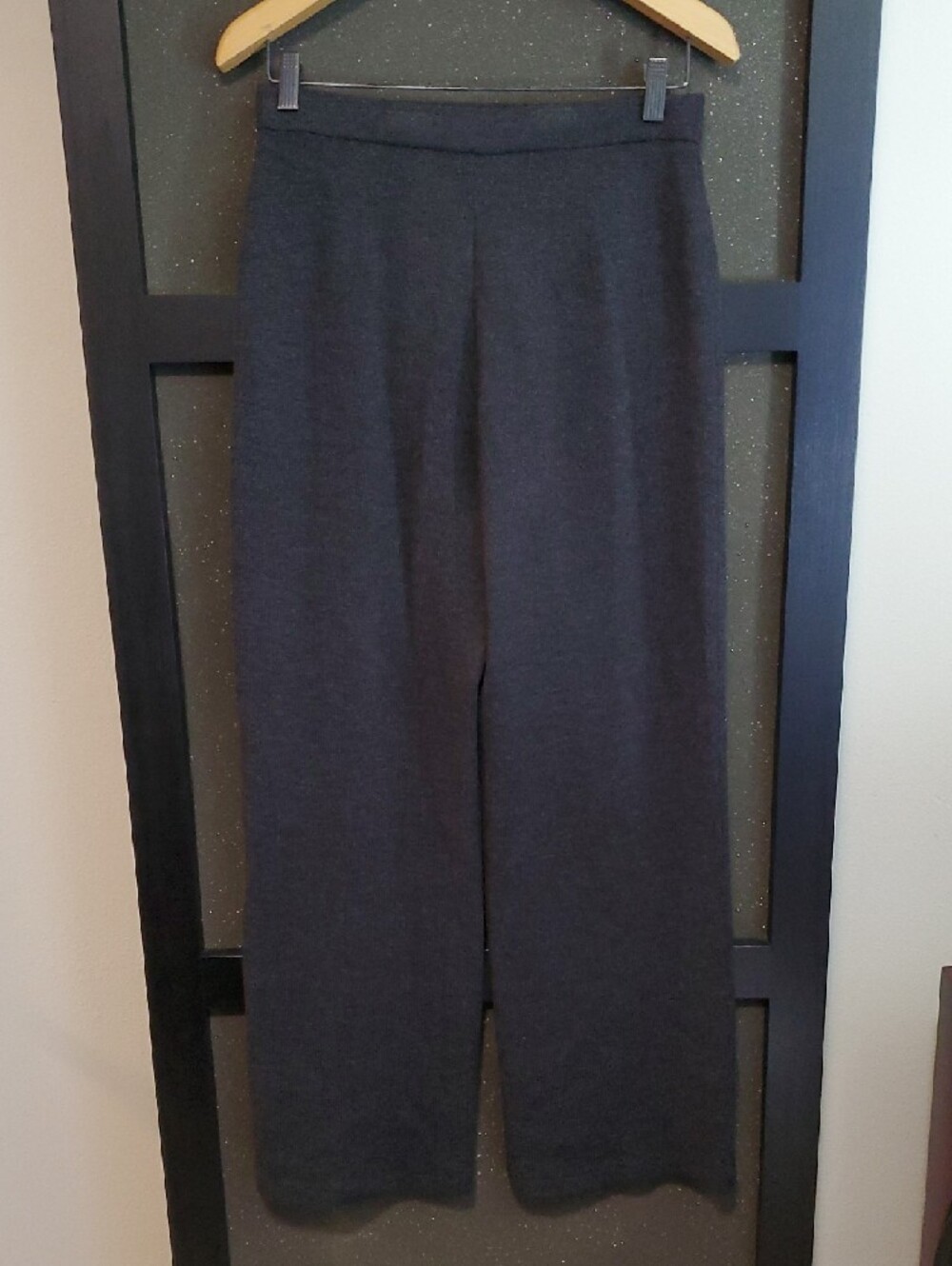 Womens St. John Wide-Leg Knit Pants in Charcoal Black Size 6